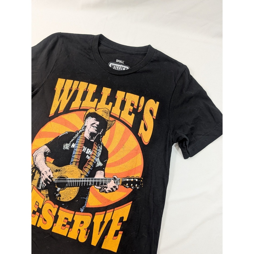Willie's Reserve Independent Farmers Black Tshirt With Graphics Size Small